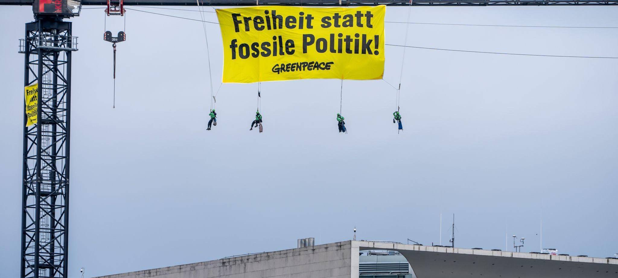 Greenpeace-Aktion am Kanzleramt