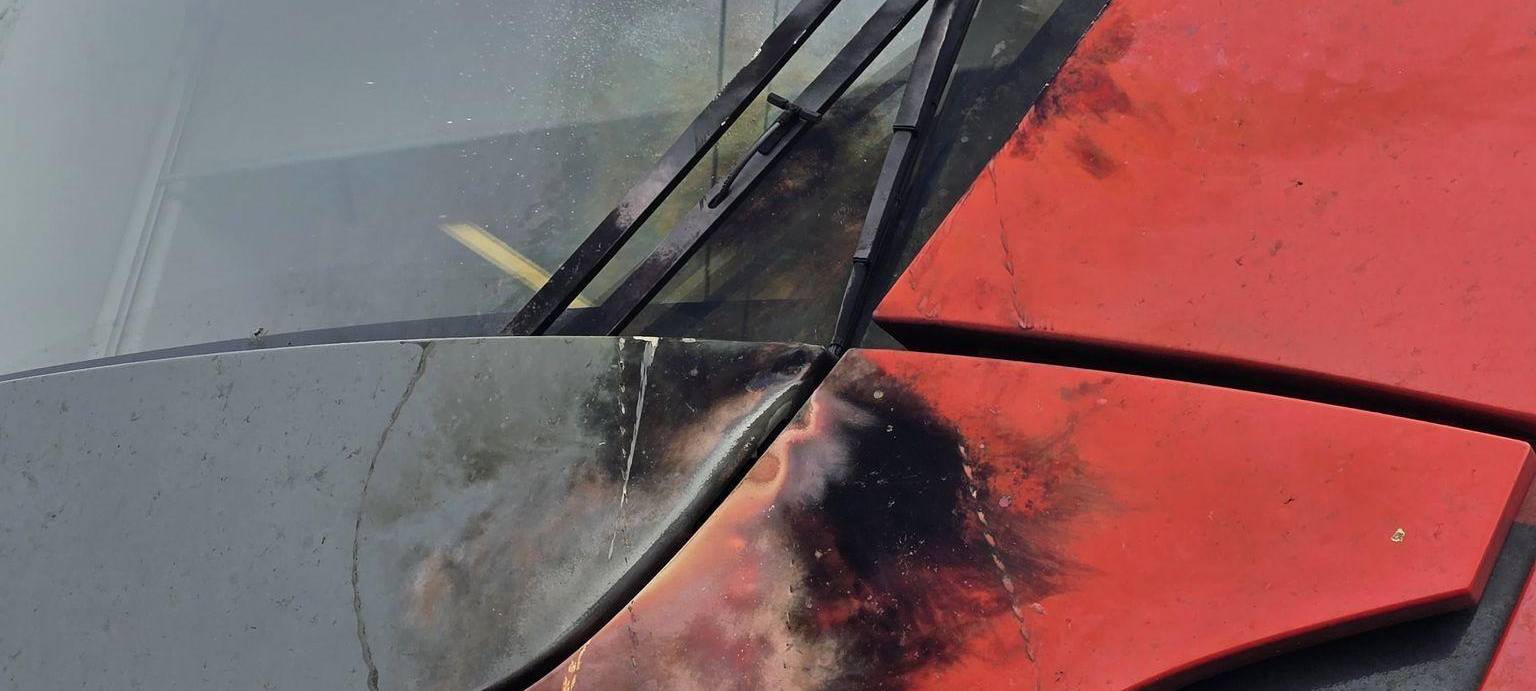 S-Bahn fährt in Oberleitung – Fahrgäste evakuiert