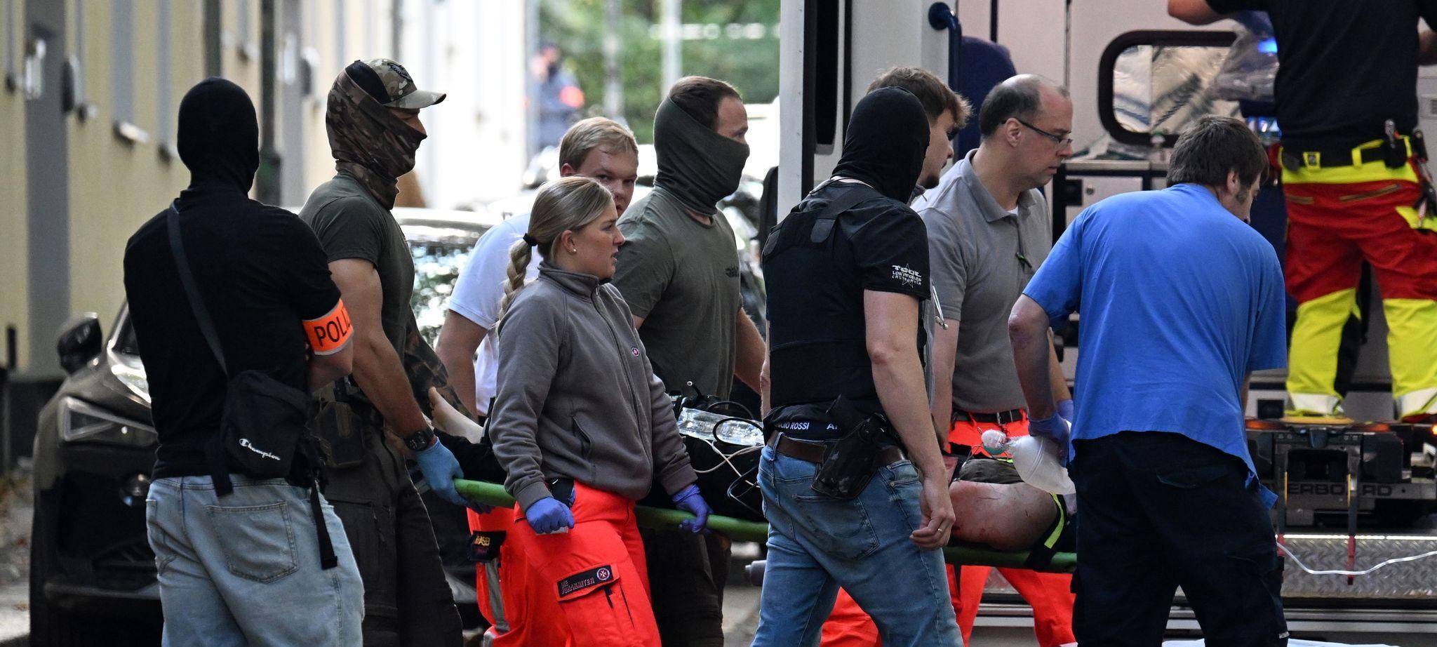 Großer Polizeieinsatz an Berufskolleg in Essen