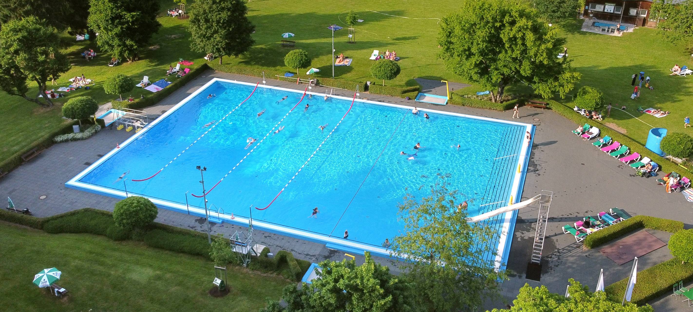 Der Freibad-Check: Wir suchen euer bestes Freibad im Bergischen