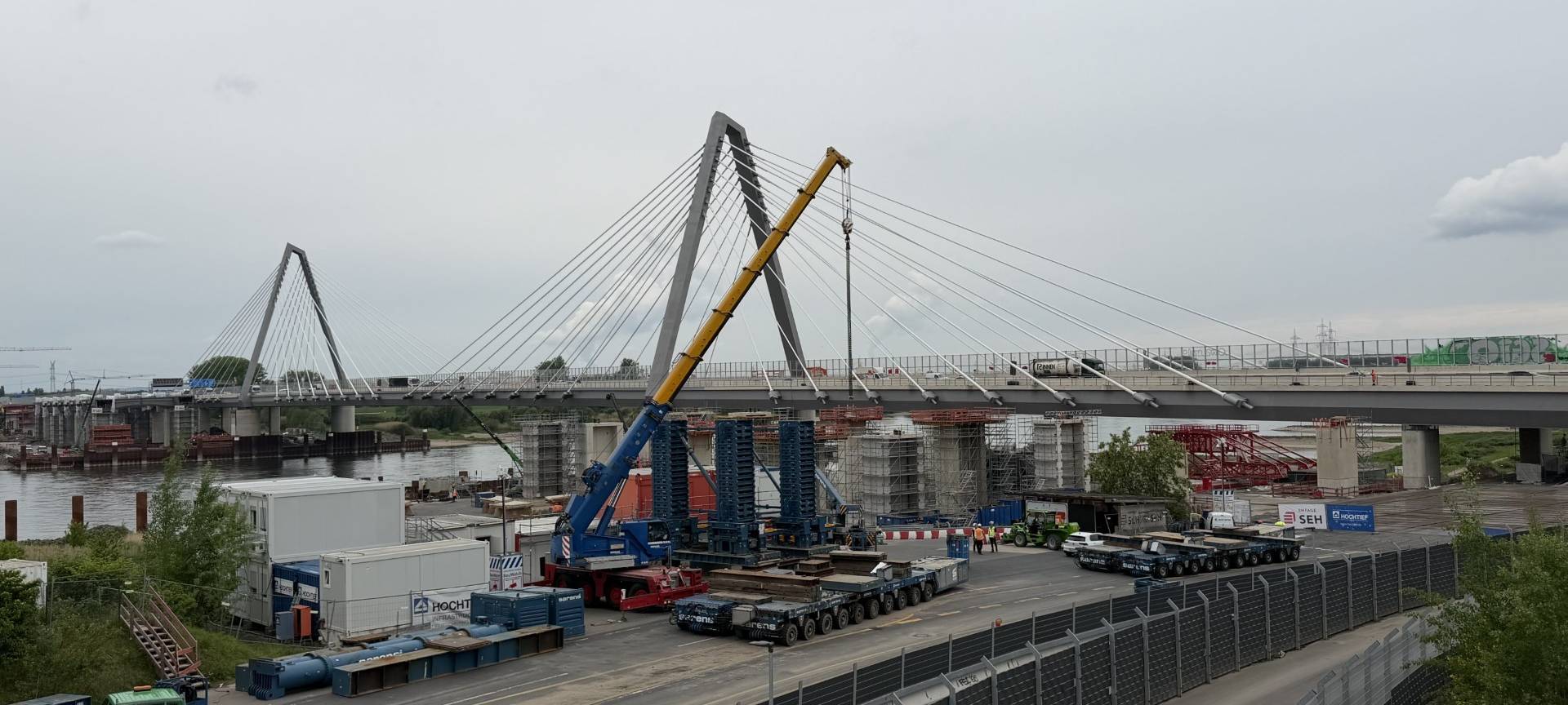 A1-Rheinbrücke: Arbeiten auf Hochtouren
