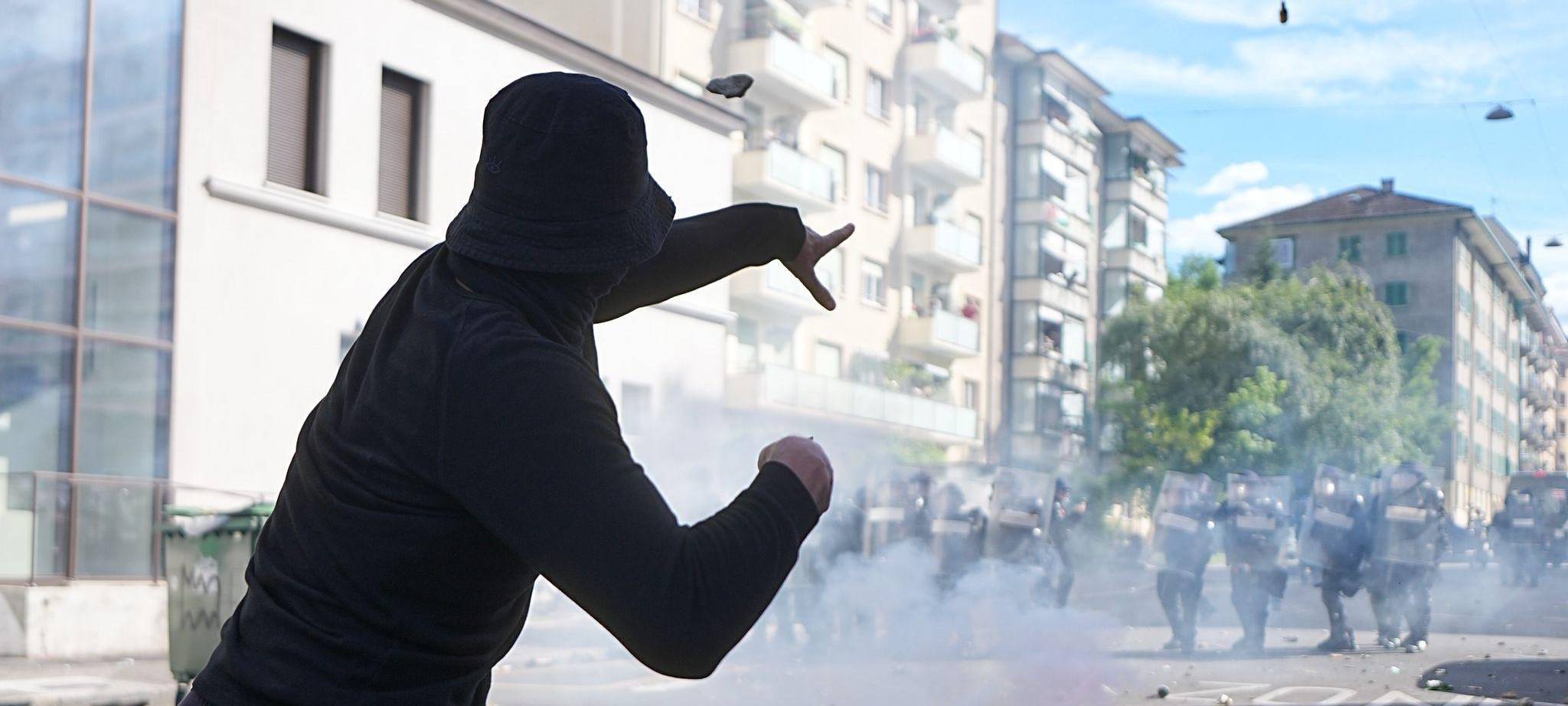 G7 Demonstrationen