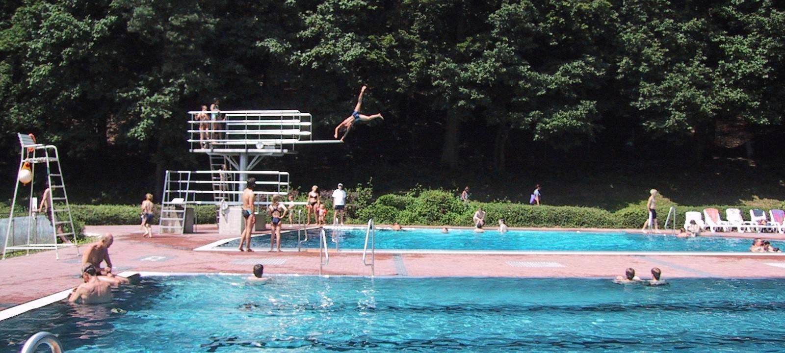 Der Freibad-Check: Wir suchen euer bestes Freibad im Bergischen