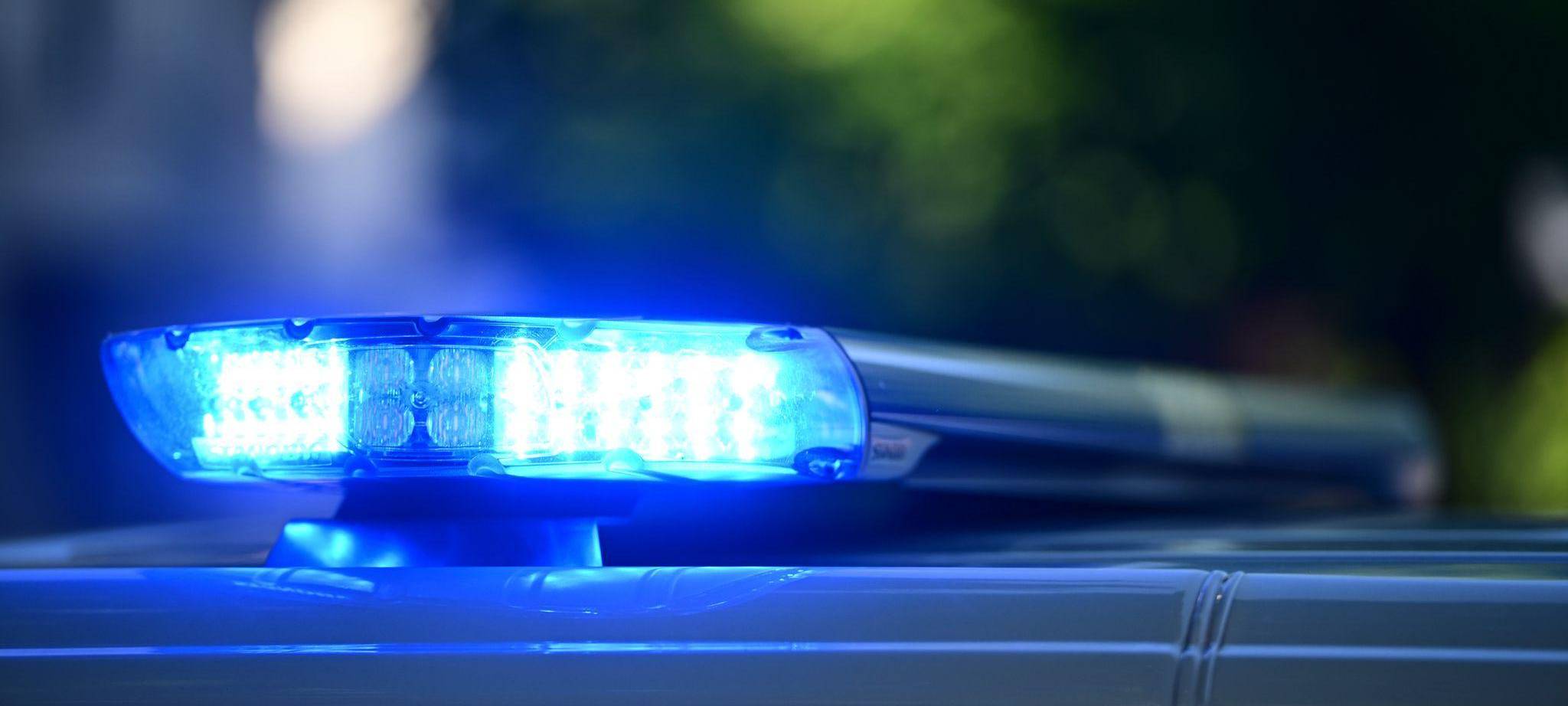 Blaulicht auf einem Polizeiauto