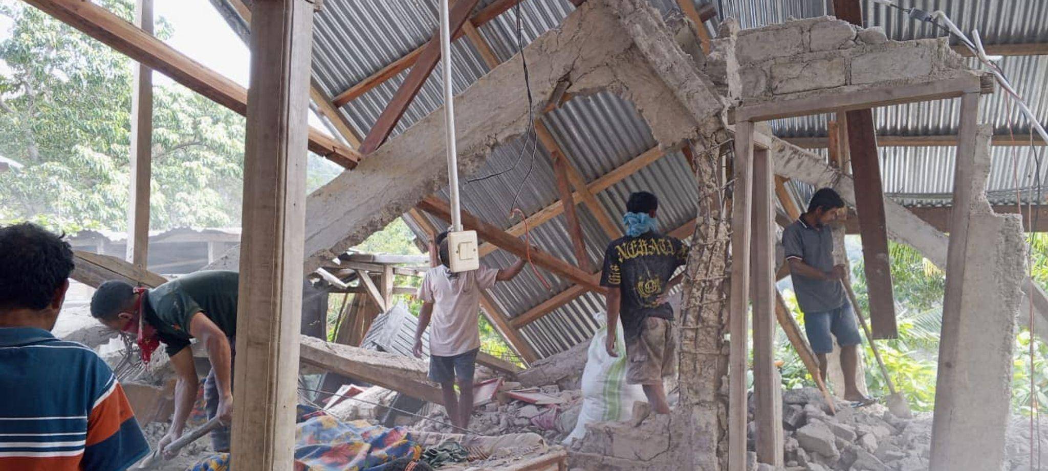 Erdbeben vor der Küste Indonesiens