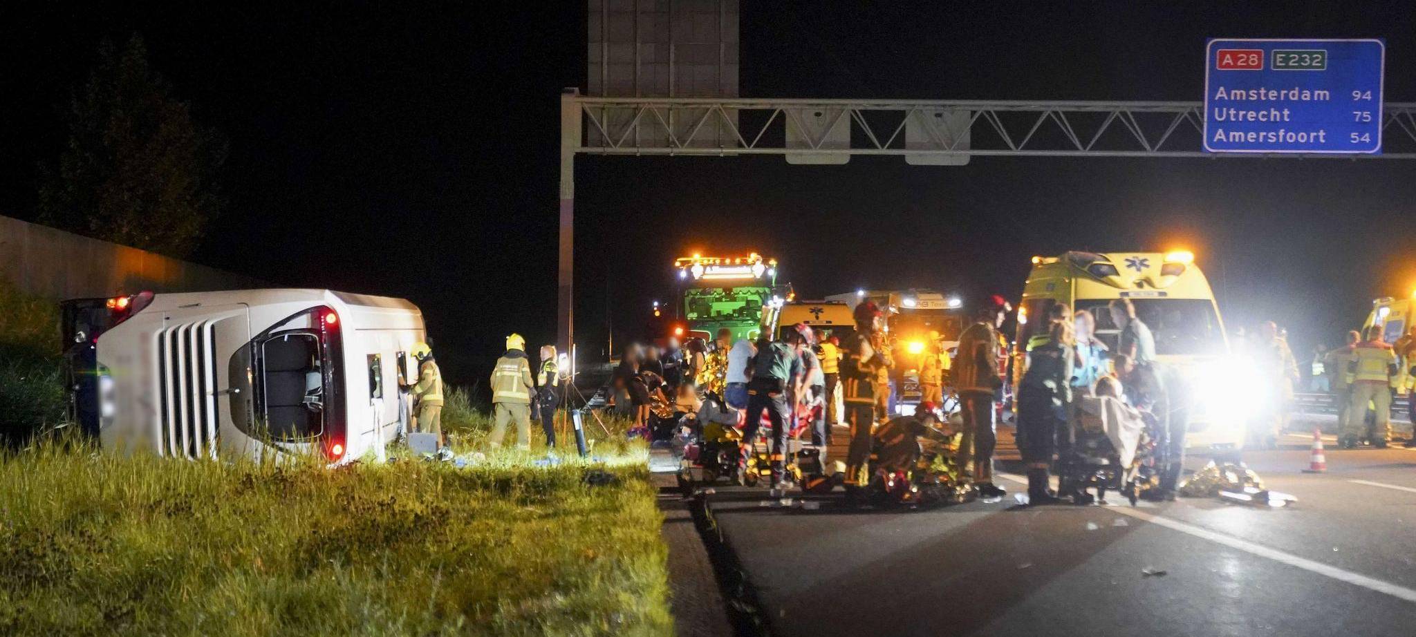 Niederlande: Schwerer Unfall mit Bus mit deutschen Schülern