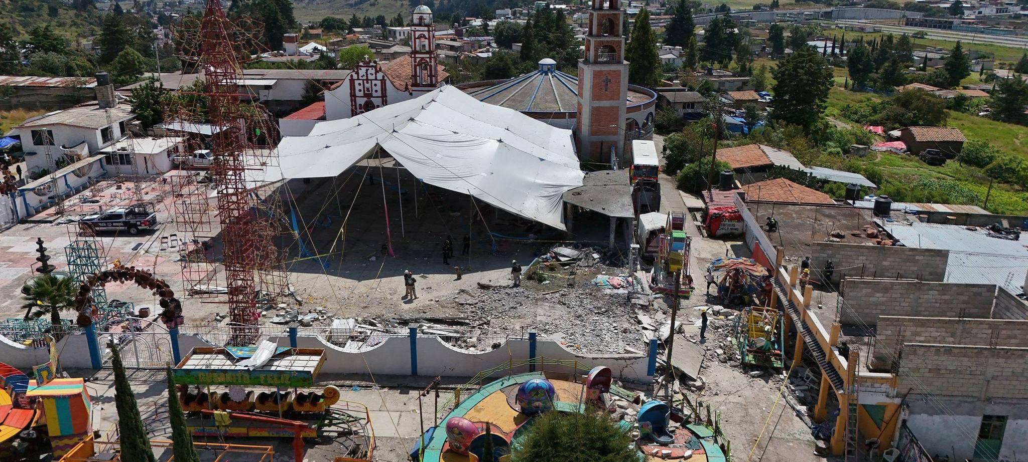 Explosion von Feuerwerkskörpern vor einem Patronatsfest in Mexiko