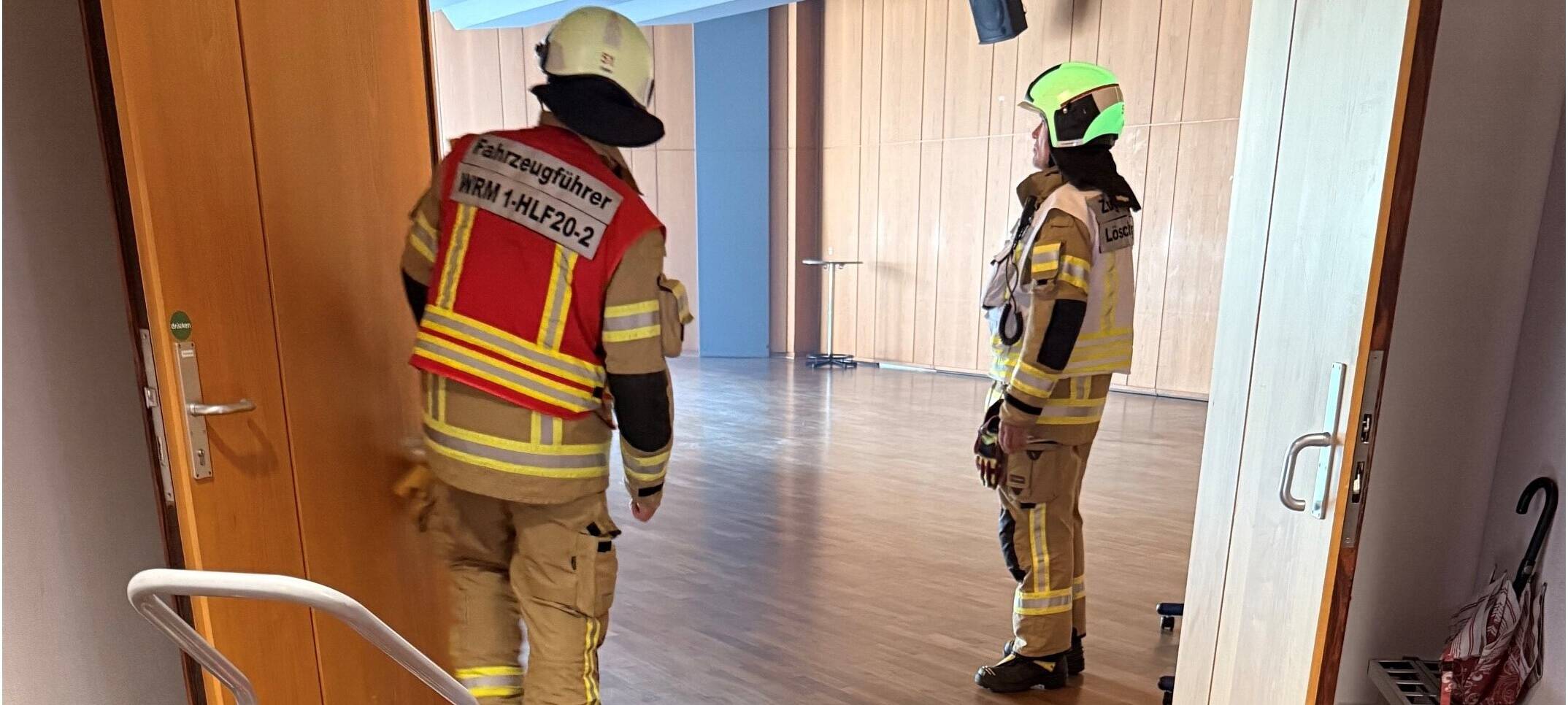Wermelskirchen: Rathaus und Gymnasium zeitweise geräumt