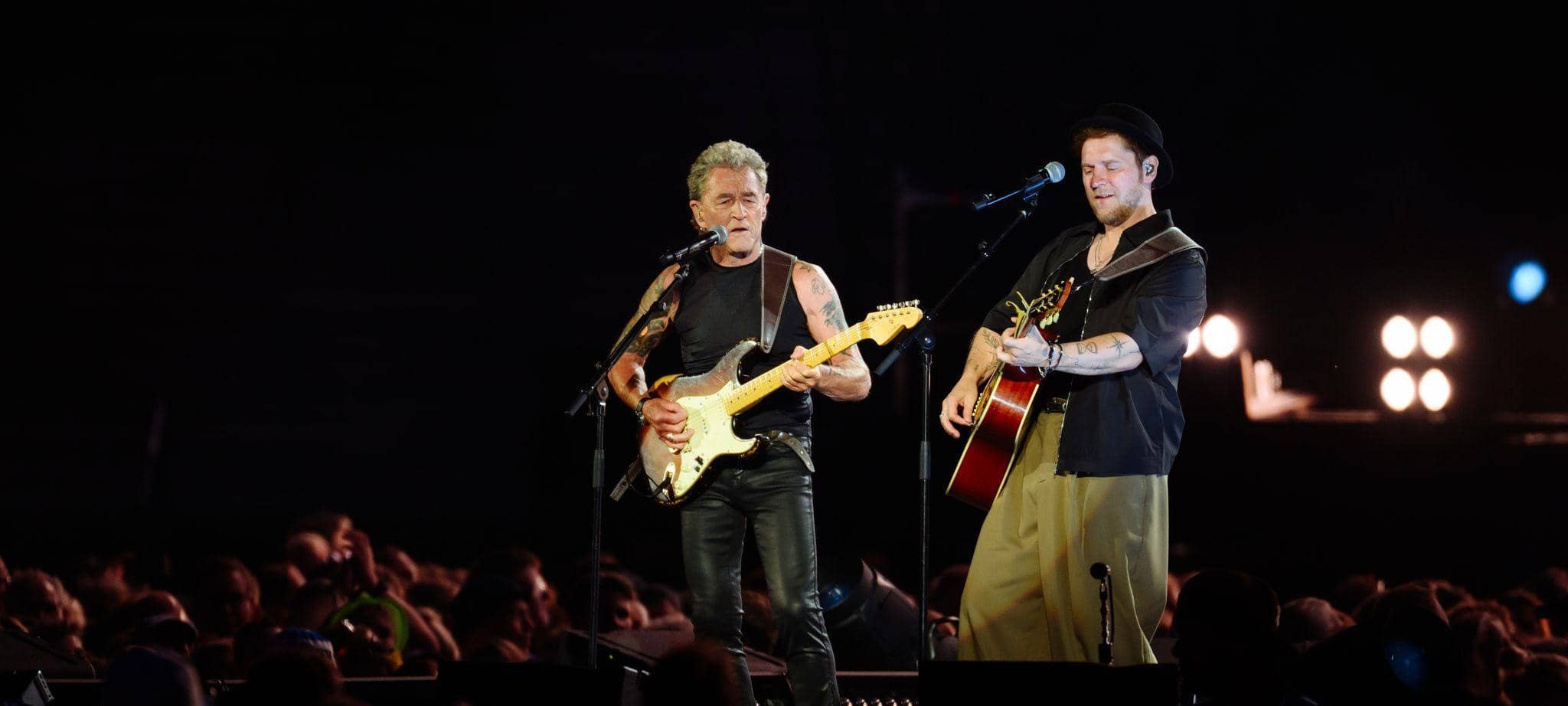 Johannes Oerding und Peter Maffay im Volksparkstadion