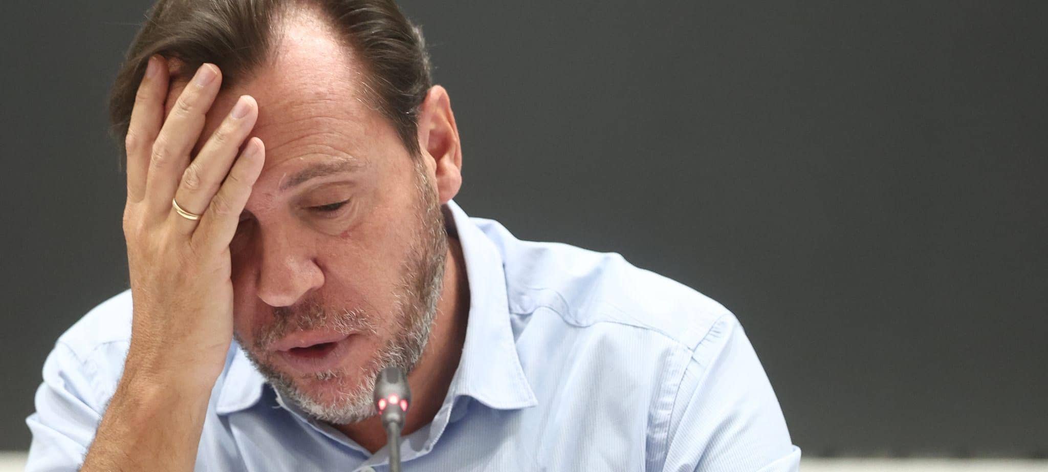 Nach dem Zusammenstoß zweier Züge in Spanien