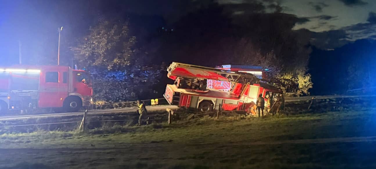 Verunglückte Drehleiter erfolgreich geborgen