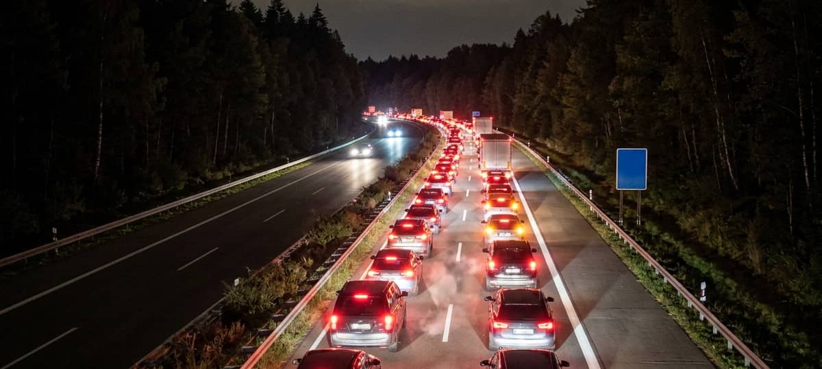Unfall: A 4 Richtung Olpe in der Nacht gesperrt