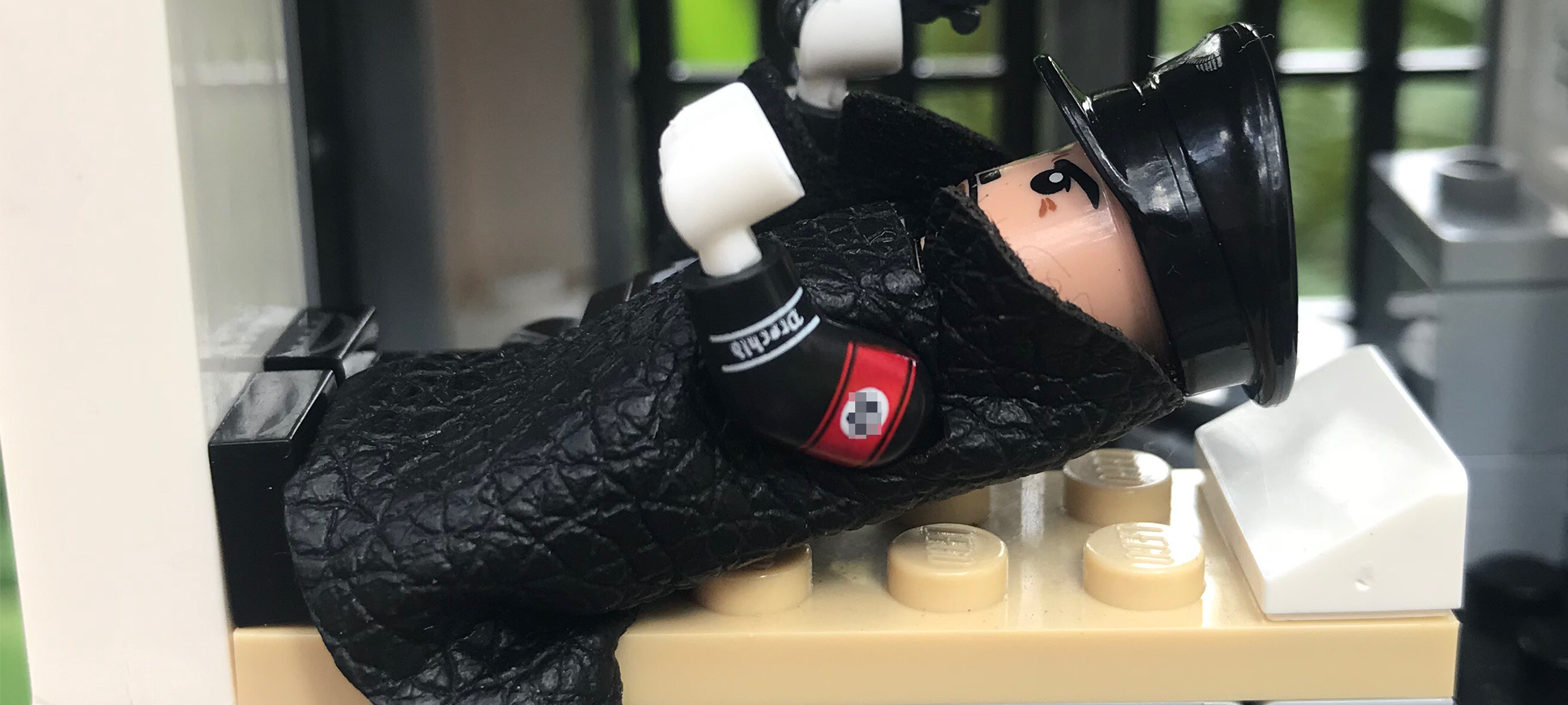 Herkenrather kämpft gegen gefälschtes Nazi-Lego